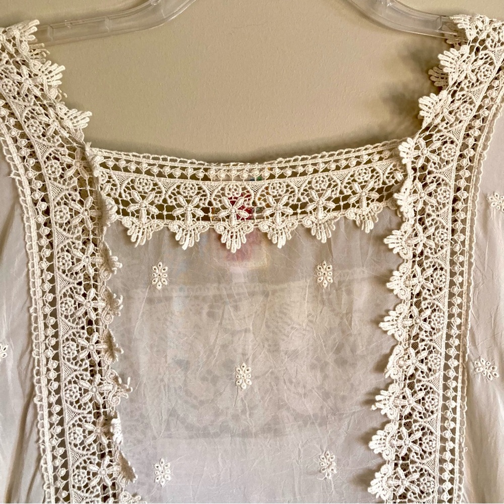 Johnny Was Cream Crochet Lace Short Sleeve Blouse - Picture 9 of 11